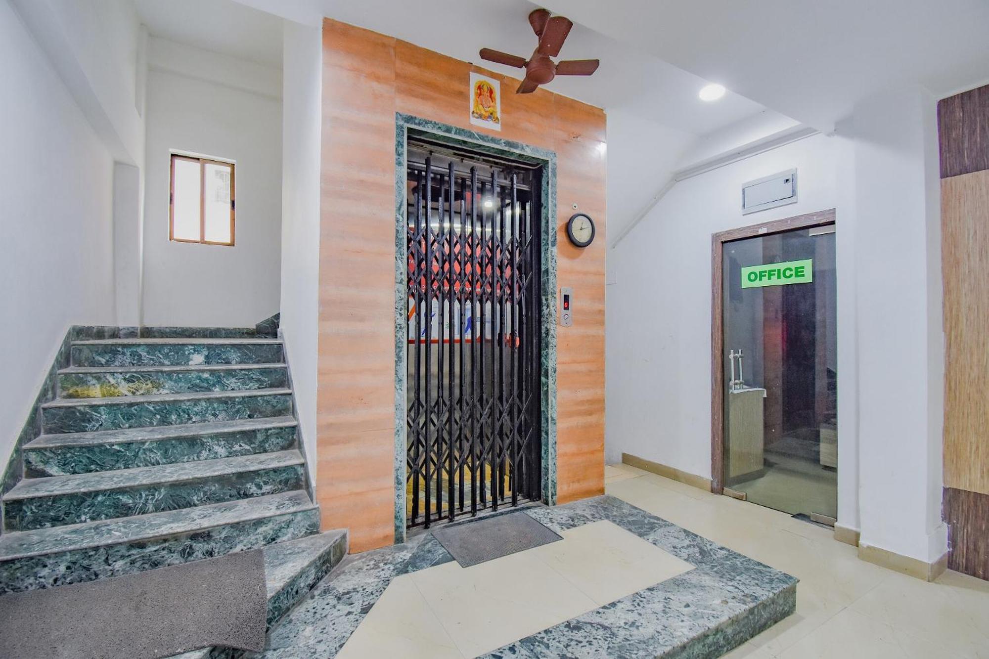 Super Hotel O Adri Hotels 2 Near Dum Dum Metro Station Экстерьер фото